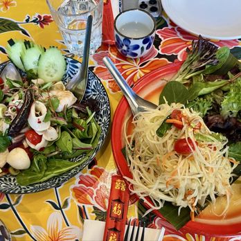 Pintoh Thai - Yum Talay, Papaya Salad - Thai Near Me - Oakland, California Pintoh Thai - Yum Talay, Papaya Salad - Thai Near Me - Oakland, California