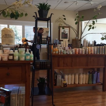 Bruce K Smith Salon - Great stylists! I visit this place every week! - Hair Salons Near Me - La Canada Flintridge, California Bruce K Smith Salon - Great stylists! I visit this place every week! - Hair Salons Near Me - La Canada Flintridge, California