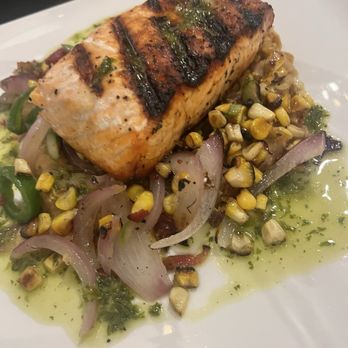 Salute Market - Salmon 'Succotash' - Wine Bars Near Me - Palm Beach Gardens, Florida Salute Market - Salmon 'Succotash' - Wine Bars Near Me - Palm Beach Gardens, Florida