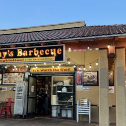 Tony's Barbecue - Outside