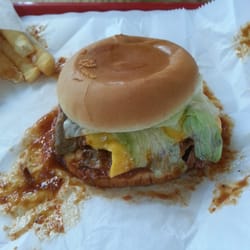 Hi Ho Barbeque 5 - Looks hot mess tasty.... actually it was meh....