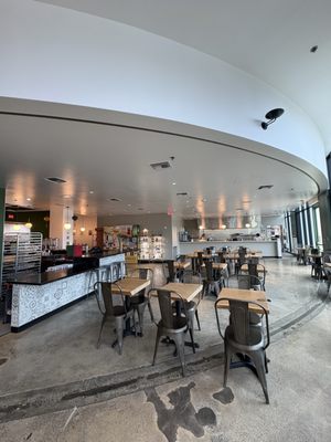 Little Green Cyclo by null