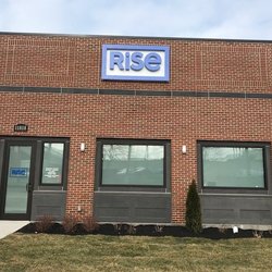 RISE Dispensaries Lakewood Madison - Storefront