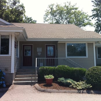 Sakonnet Veterinary Hospital - Veterinarians Near Me - Tiverton, Rhode Island