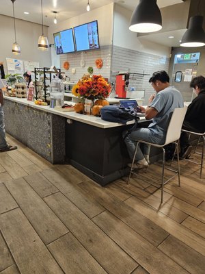 7 Leaves Cafe Euclid by null