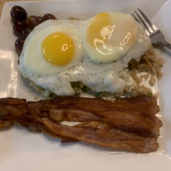 Liliha Bakery - Garlic Fried Rice - Bakeries Near Me - Honolulu, Hawaii