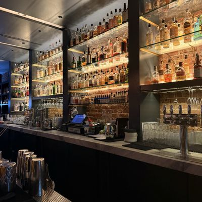 Everson Royce Bar by null