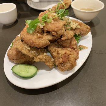 Phnom Penh - Deep-fried chicken wings (small order) - Cambodian Near Me - Vancouver, British Columbia Phnom Penh - Deep-fried chicken wings (small order) - Cambodian Near Me - Vancouver, British Columbia