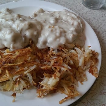 Howie's Restaurant - Great biscuits and gravy. - Diners Near Me - Lake Delton, Wisconsin