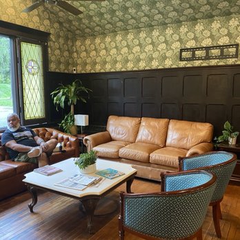 Local Nest - Seating area - Coffee & Tea Near Me - Glen Spey, New York Local Nest - Seating area - Coffee & Tea Near Me - Glen Spey, New York