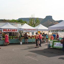 Golden Farmers Market - Golden Farmers Market (2020) with South Table Mountain in the background