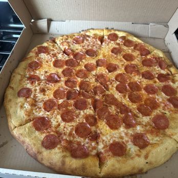 Empire Pizza & Pub - Pepperoni pizza - Pizza Near Me - Tucson, Arizona