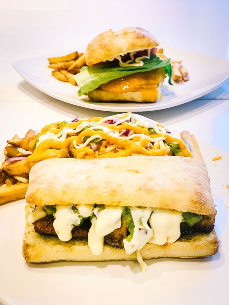 HOLLYWOOD CONE 93 Photos 72 Reviews 1 Simcoe Street N Oshawa 