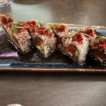 Pacha Nikkei - Picante Roll - Peruvian Near Me - Houston, Texas