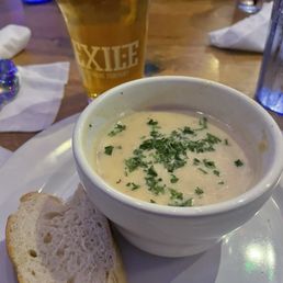 Beer cheese soup Beer cheese soup