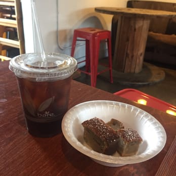 ChadLou's Coffee Roasters - Iced coffee with banana bread - Coffee & Tea Near Me - Kailua, Hawaii ChadLou's Coffee Roasters - Iced coffee with banana bread - Coffee & Tea Near Me - Kailua, Hawaii