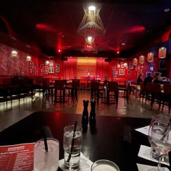Redd's Piano Bar and Lounge - Indoor scene