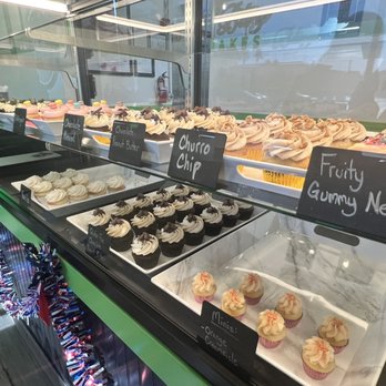 Bada Bling Cupcakes - Cupcakes Near Me - Gilbert, Arizona