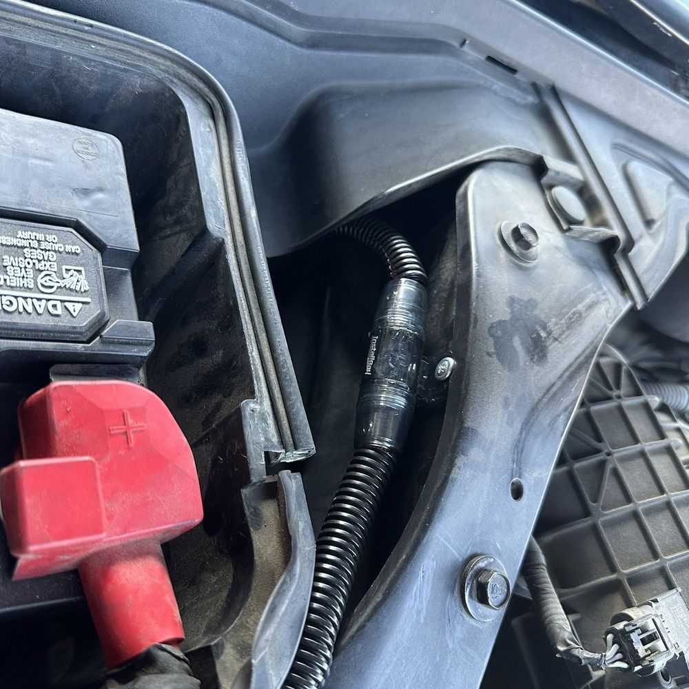 Soundsations - Bolted fuse assembly. - Car Stereo Installation Near Me - Valencia, California Soundsations - Bolted fuse assembly. - Car Stereo Installation Near Me - Valencia, California