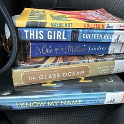 Jacksonville Public Library - San Marco Branch - Books checked out