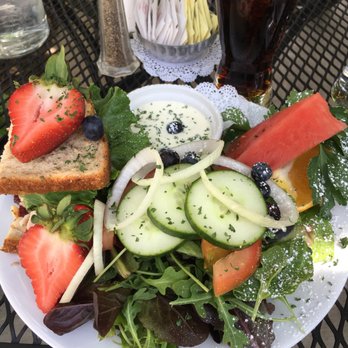 White House Cafe - Half Turkey Sandwich and a Green Salad - Breakfast & Brunch Near Me - Yakima, Washington White House Cafe - Half Turkey Sandwich and a Green Salad - Breakfast & Brunch Near Me - Yakima, Washington