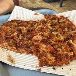 Powerhouse Pizza & Subs - Meatzza Pizza - 14" Medium thin crust