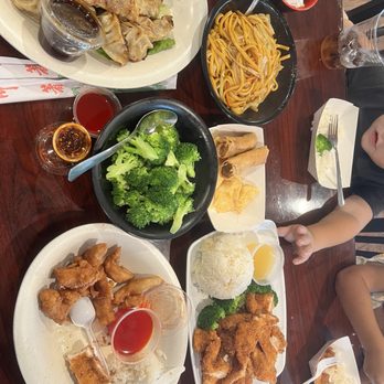 JaJa Cafe - Chinese Near Me - Corpus Christi, Texas