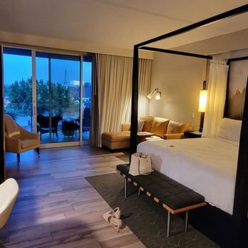 Archer Hotel Napa - King suite - Hotels Near Me - Napa, California Archer Hotel Napa - King suite - Hotels Near Me - Napa, California