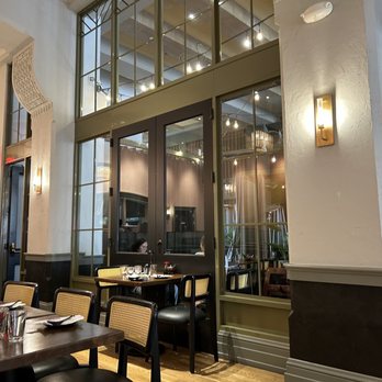 Dumpling Time - Interior - Asian Fusion Near Me - San Jose, California