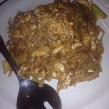 Raan Thai - Pad Thai - Thai Near Me - Smithtown, New York