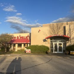 Don & Millie's