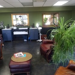 Bloke's Barber and Shave - Come relax!