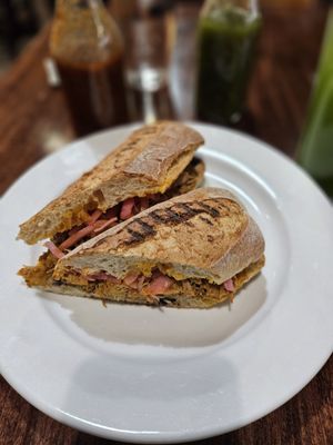 5 Rabanitos Restaurante & Taqueria by null