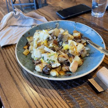 First Watch - Short rib poutine - Breakfast & Brunch Near Me - Sugarland, Texas