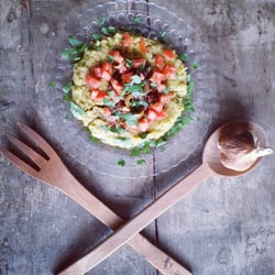 Meze Akademie - Fava Santorinis mit Oktabus Stifado