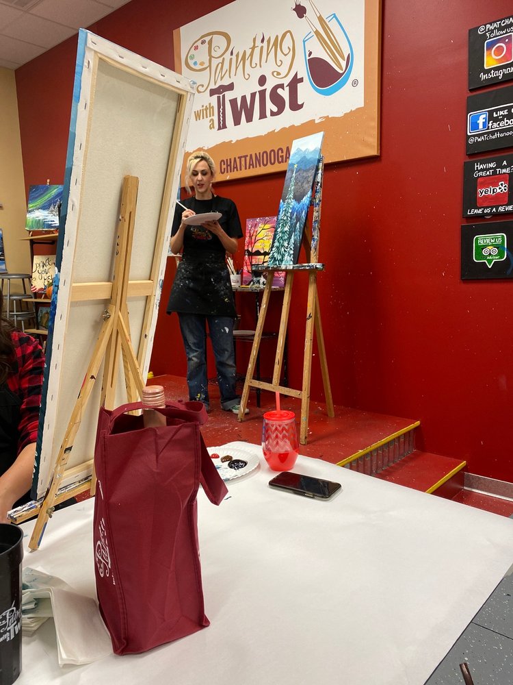 PAINTING WITH A TWIST Open for Business 31 Photos 1309 Panorama