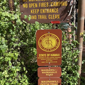 Maunawili Ditch Trail - Hiking Near Me - Waimanalo, Hawaii Maunawili Ditch Trail - Hiking Near Me - Waimanalo, Hawaii