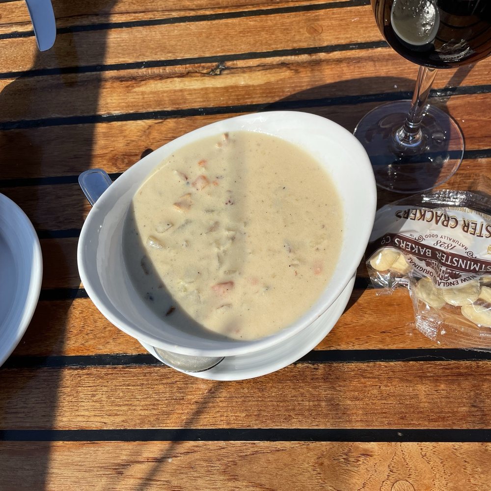 Ray's Café - Rays Clam Chowder - Seafood Near Me - Seattle, Washington Ray's Café - Rays Clam Chowder - Seafood Near Me - Seattle, Washington