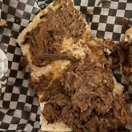 Roast beef poboy (6" dressed) Roast beef poboy (6" dressed)