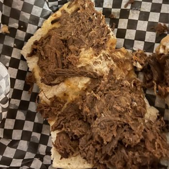 Quality Poultry & Seafood - Roast beef poboy (6" dressed) - Seafood Markets Near Me - Biloxi, Mississippi Quality Poultry & Seafood - Roast beef poboy (6" dressed) - Seafood Markets Near Me - Biloxi, Mississippi