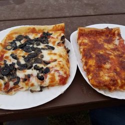 Sunflower Farm Pizza - Worlds best pizza 🍕