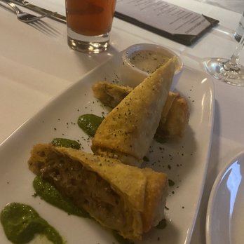Stoney River - Steak Rolls - Steakhouses Near Me - Chesterfield, Missouri