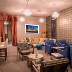 Greensleeves Steakhouse - Upstairs lounge- the absent 9