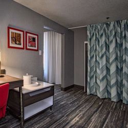 Hampton Inn Oklahoma City/Yukon - Guest room