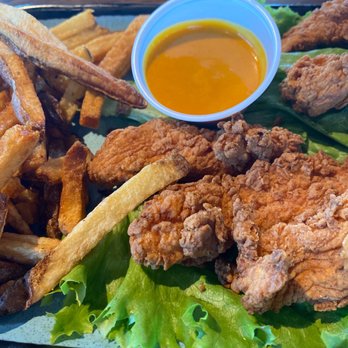 Twisted Root Burger - Twisted Roots chicken tenders/ second time around, - Burgers Near Me - Abilene, Texas Twisted Root Burger - Twisted Roots chicken tenders/ second time around, - Burgers Near Me - Abilene, Texas