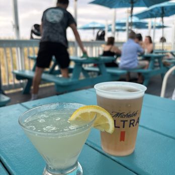 Jakeabob's Bay - Lemon drop martini - Seafood Near Me - Union Beach, New Jersey