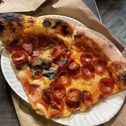 ZAZZY'S PIZZA - CLOSED - Updated August 2025 - 140 Photos