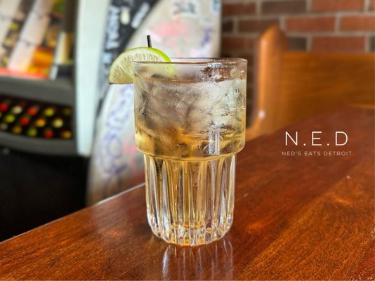 Bronx Bar by null