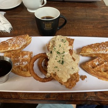 Burger Bench - Chicken and waffles - American Near Me - Escondido, California