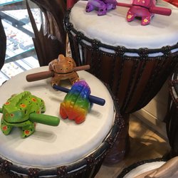 Three Cranes Gallery - Musical frogs.